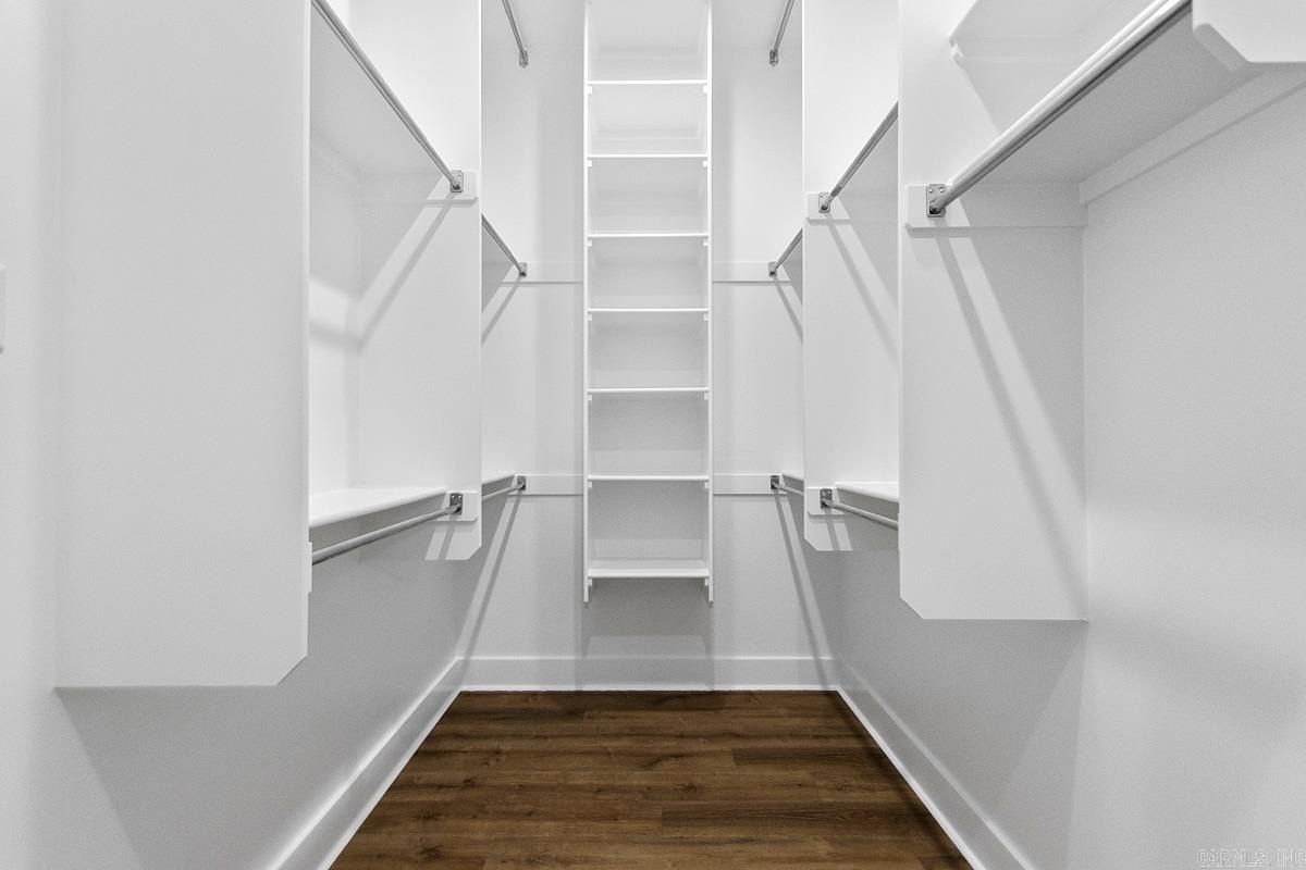 613 Valley Oak Drive. Sherwood, AR 72120