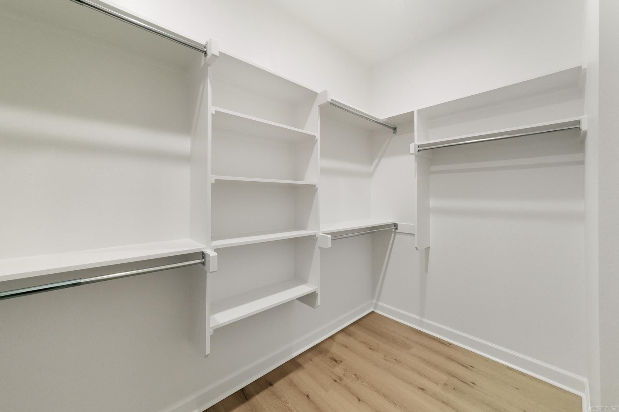 22 Wolfsbridge Loop. Cabot, AR 72023