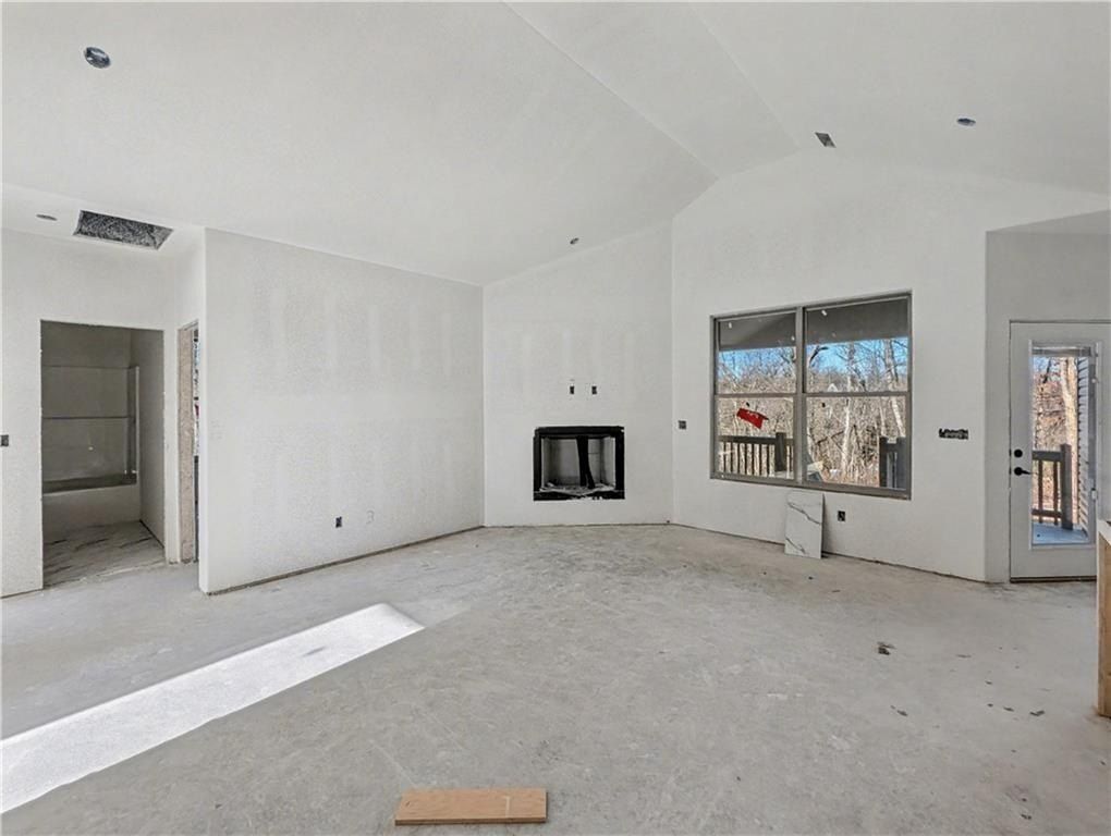 32 Malone  Dr. Bella Vista, AR 72715