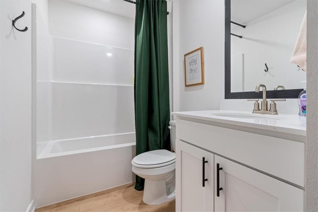 2590  N Snowball  Dr. Fayetteville, AR 72704