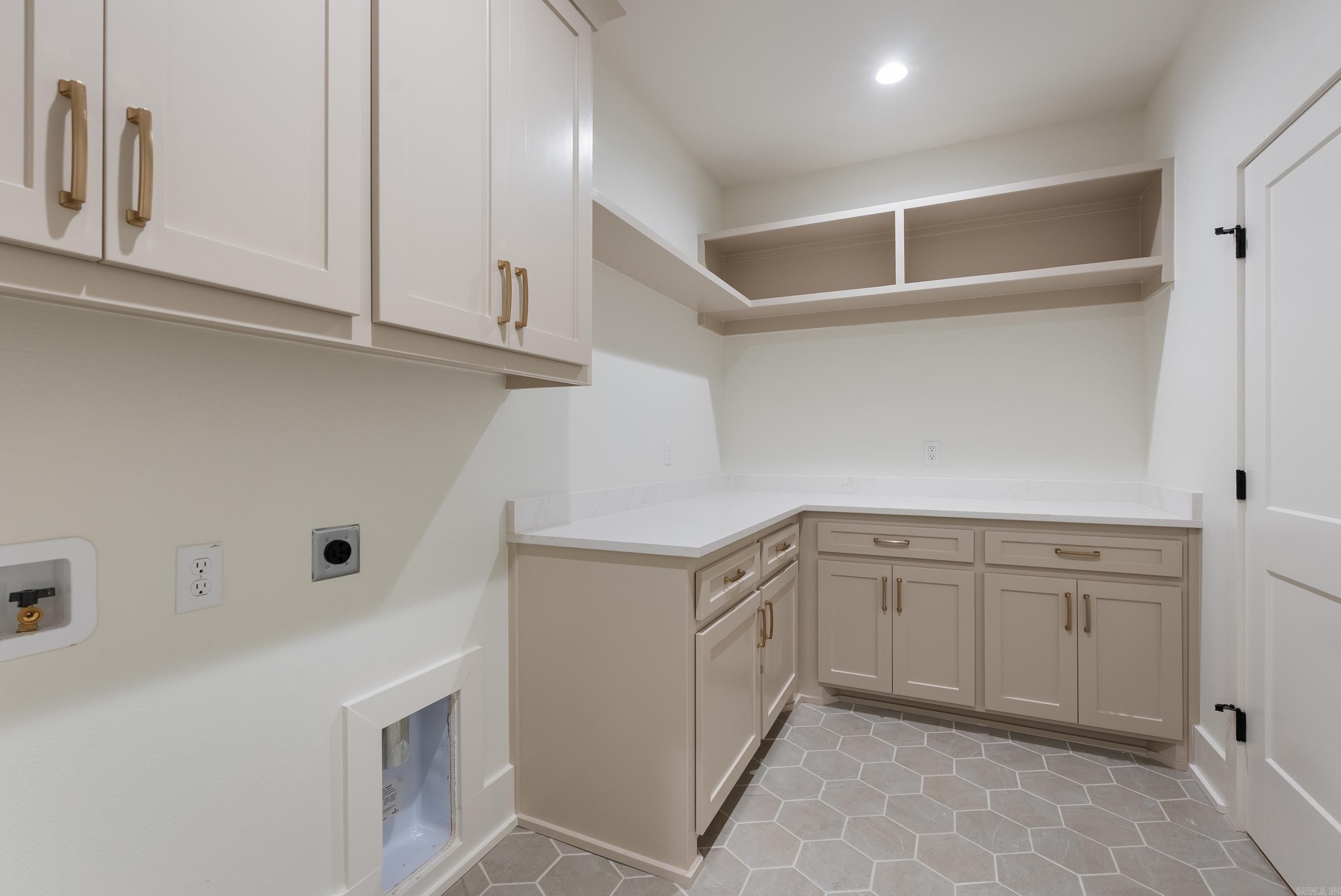 5096 Westridge Cir. Benton, AR 72019