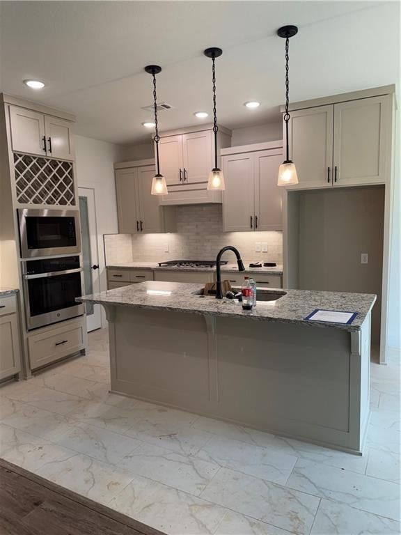 7003  Sw High Meadow  Blvd. Bentonville, AR 72713