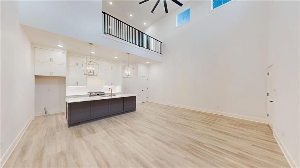 5916  S Bellview  Rd. Rogers, AR 72758