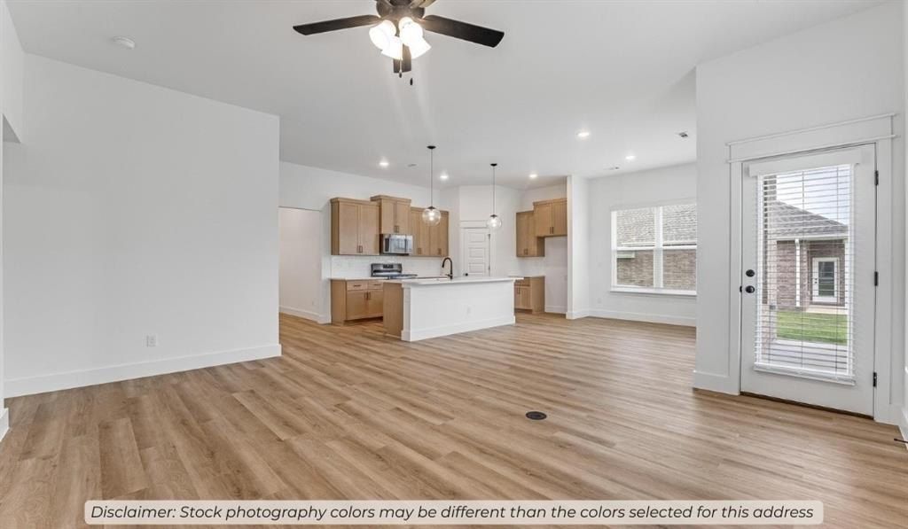 Elk Valley Ave. Springdale, AR 72762