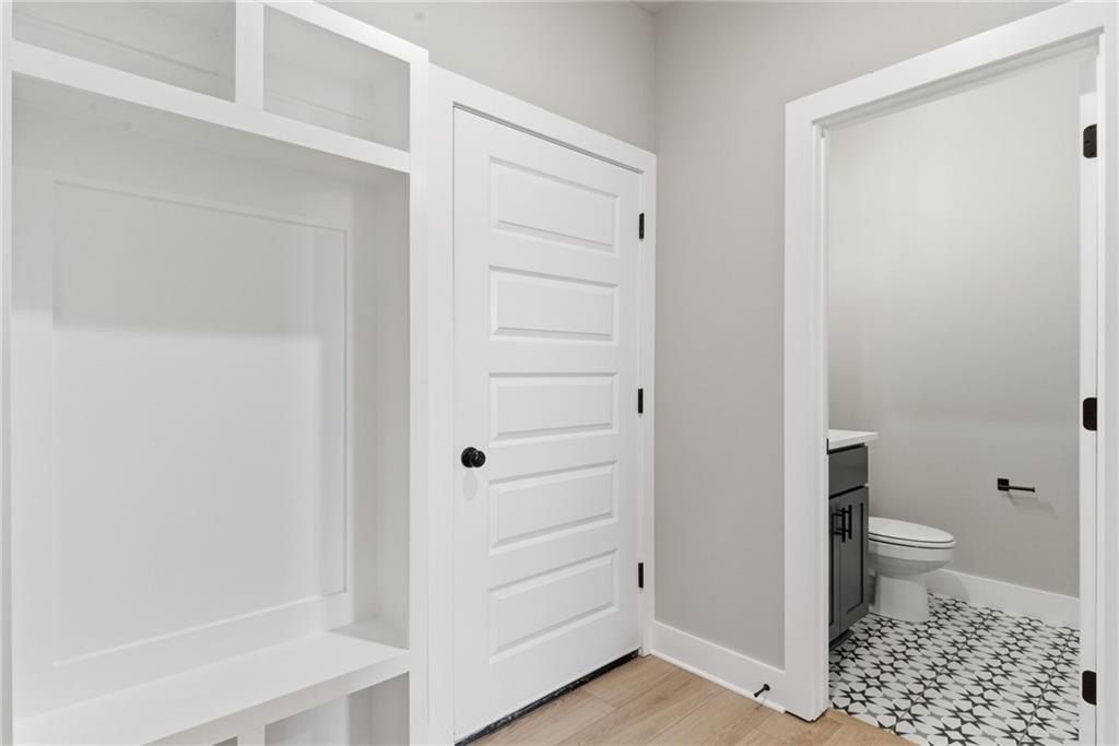 Carew Dr. Bella Vista, AR 72714