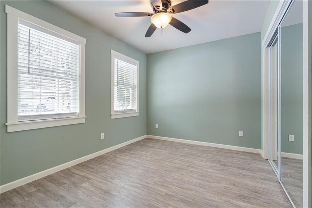 1 B Cross  St. Eureka Springs, AR 72632