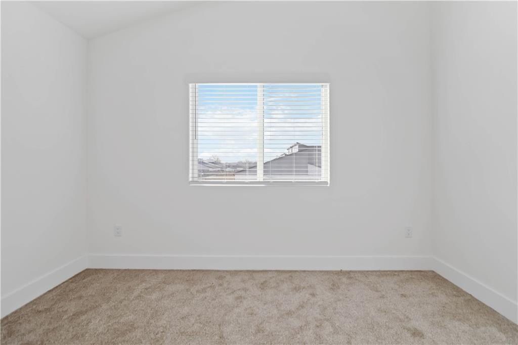 704  706 Sun Meadows  Loop. Centerton, AR 72719