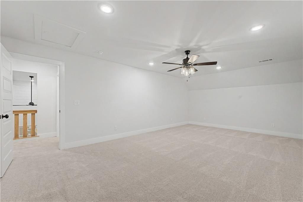 Jenna Ln. Gravette, AR 72736