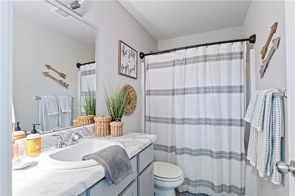 1061  E Bunting  St. Fayetteville, AR 72701