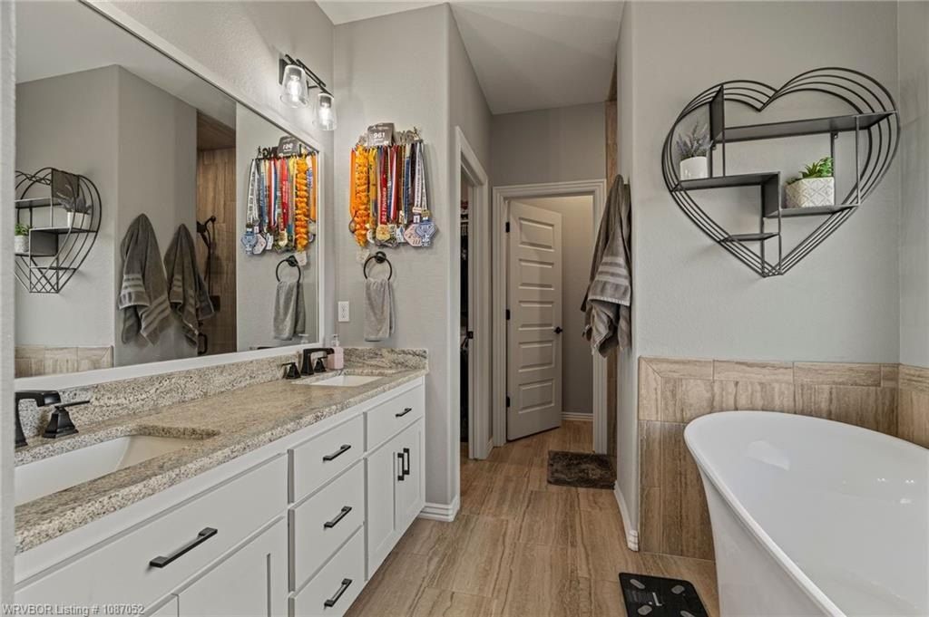 9001 Kayhill Pl. Fort Smith, AR 72916