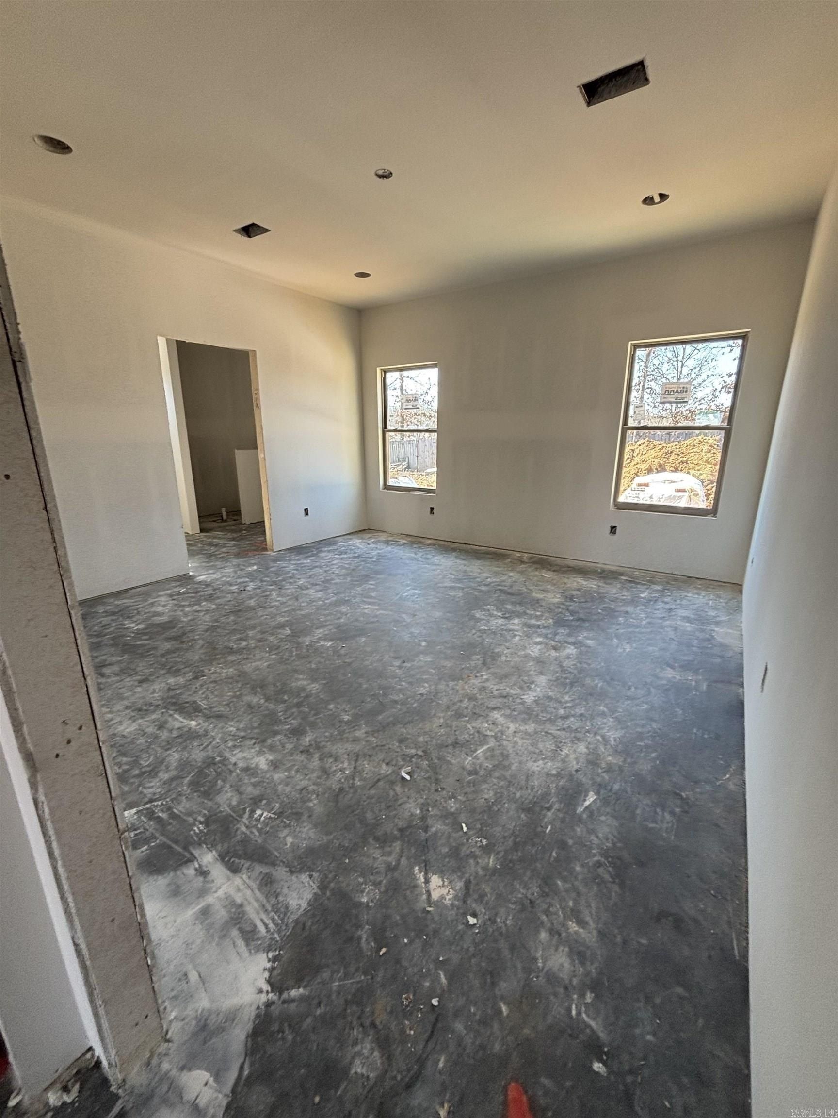 742 Grand Valley Loop. Austin, AR 72007