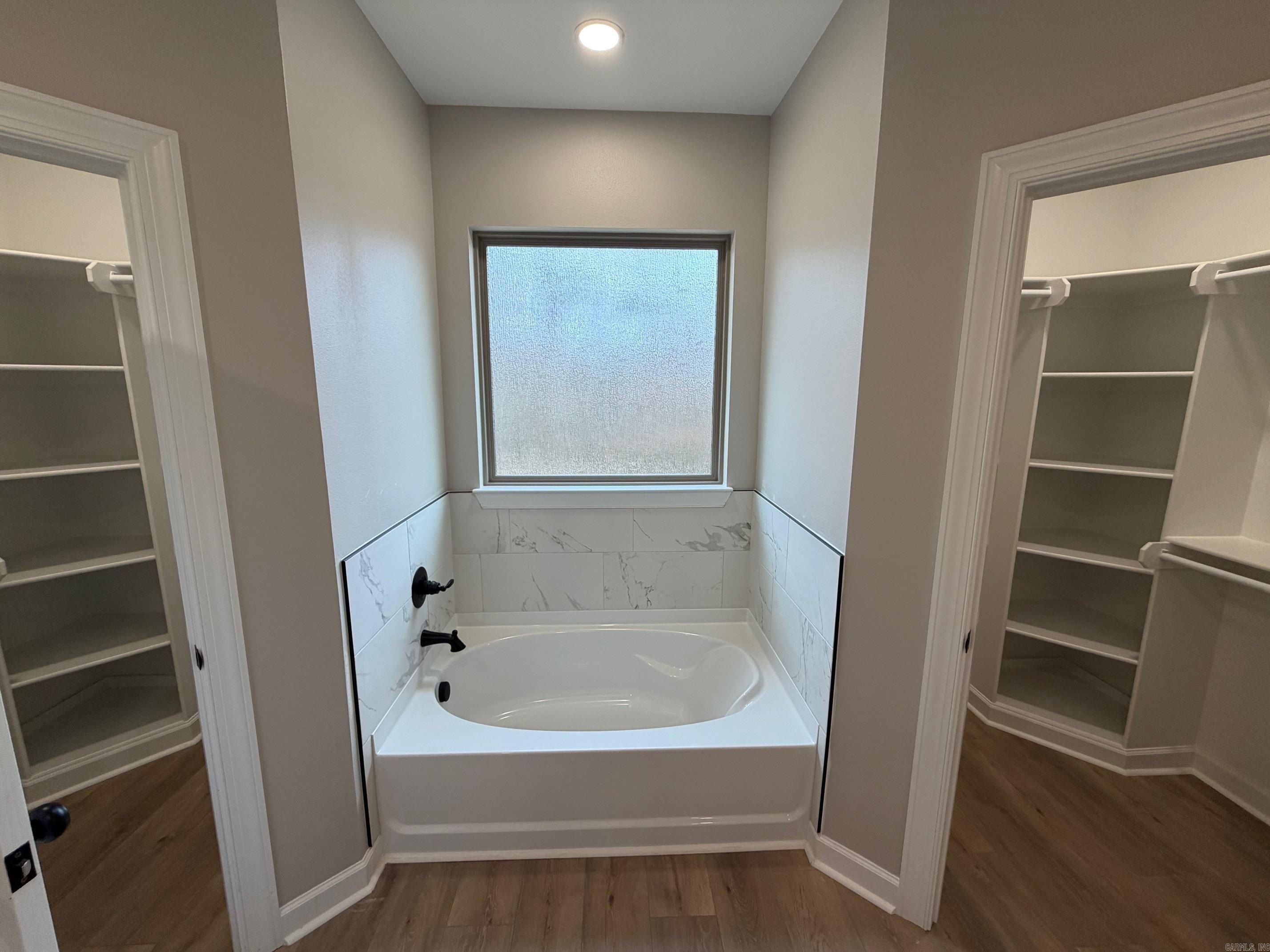 1917 Hidden Creek Drive. Sherwood, AR 72120