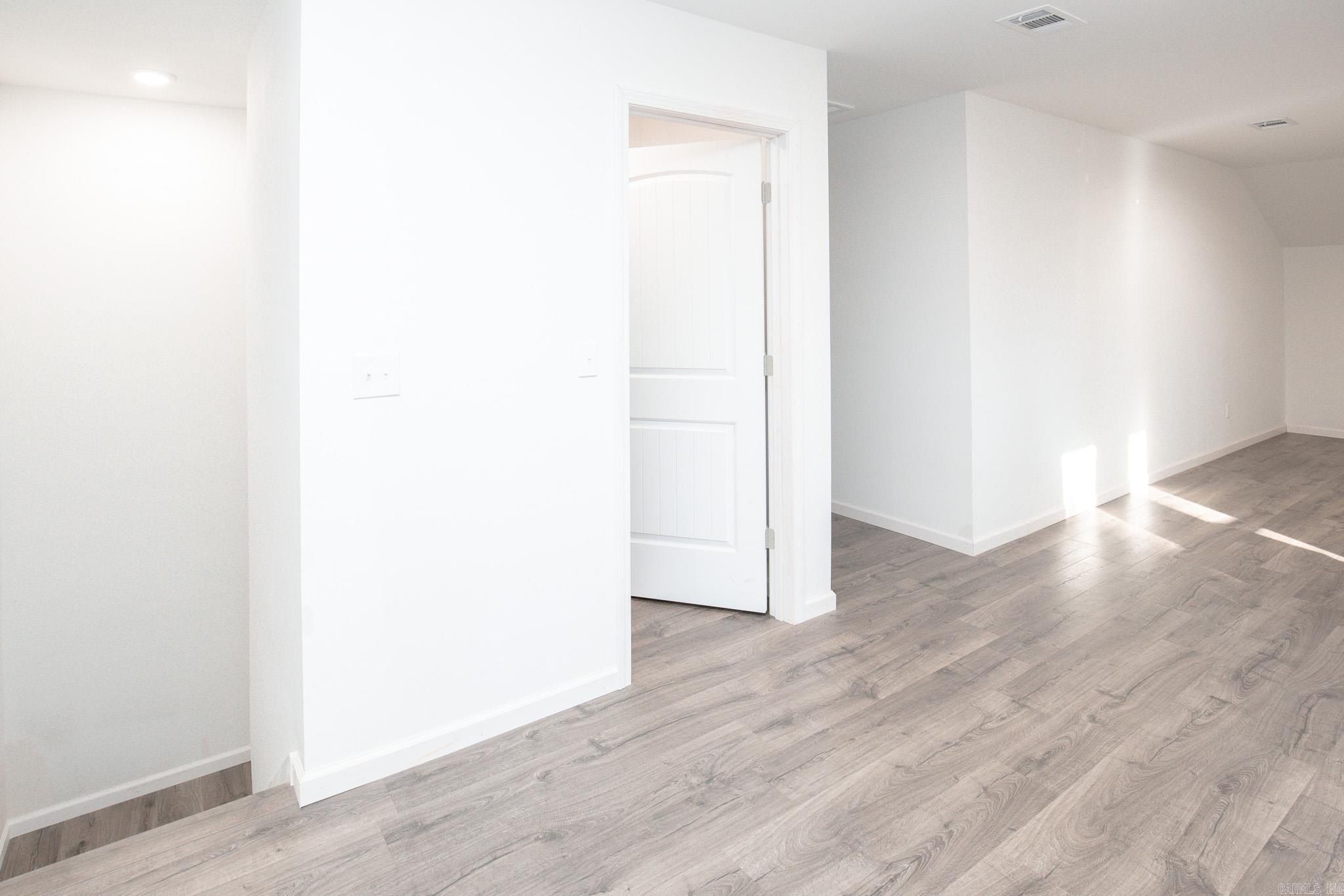 1002 Grant  9. Sheridan, AR 72150