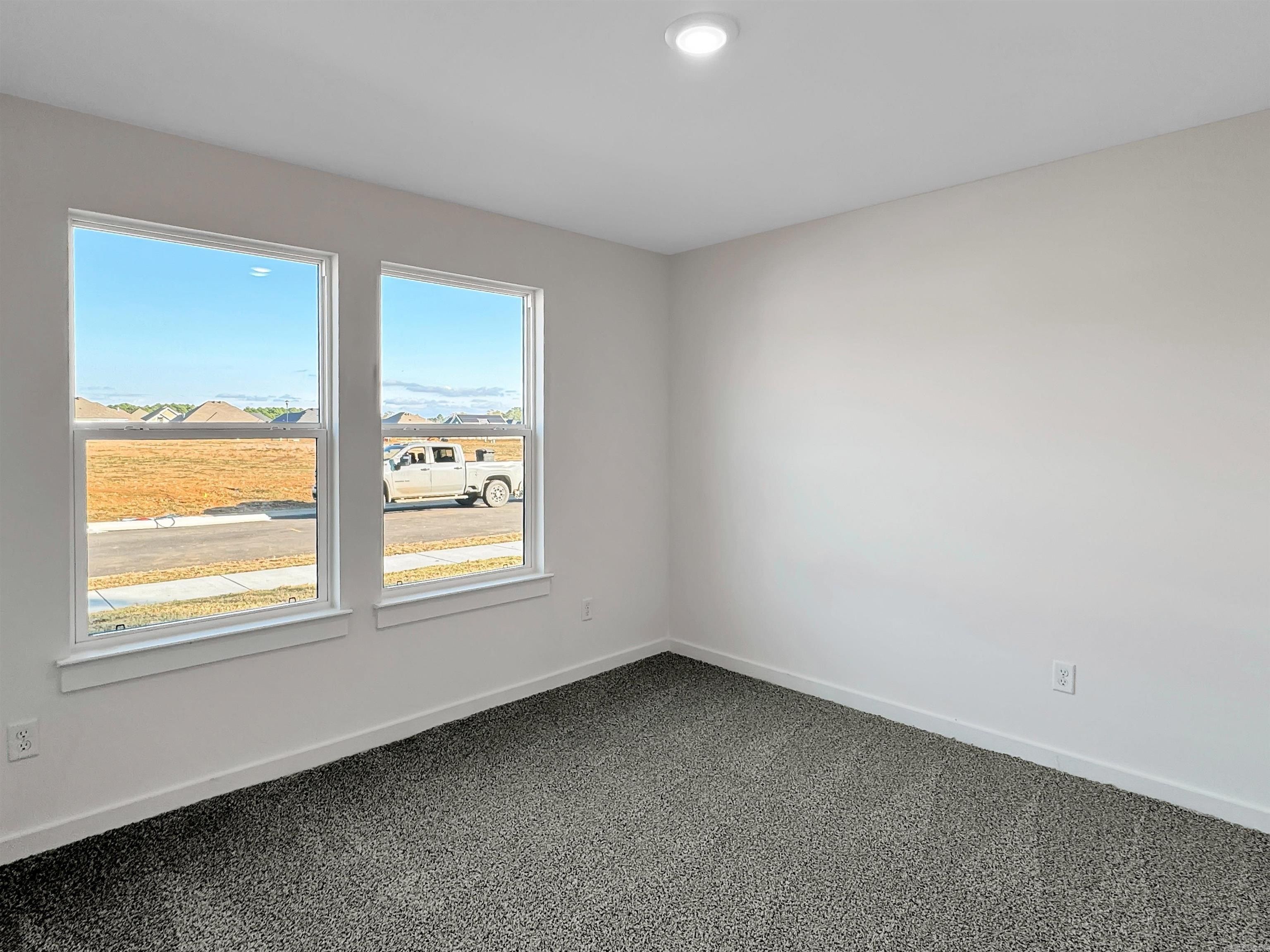 6320 Warwick Drive. Alexander, AR 72002