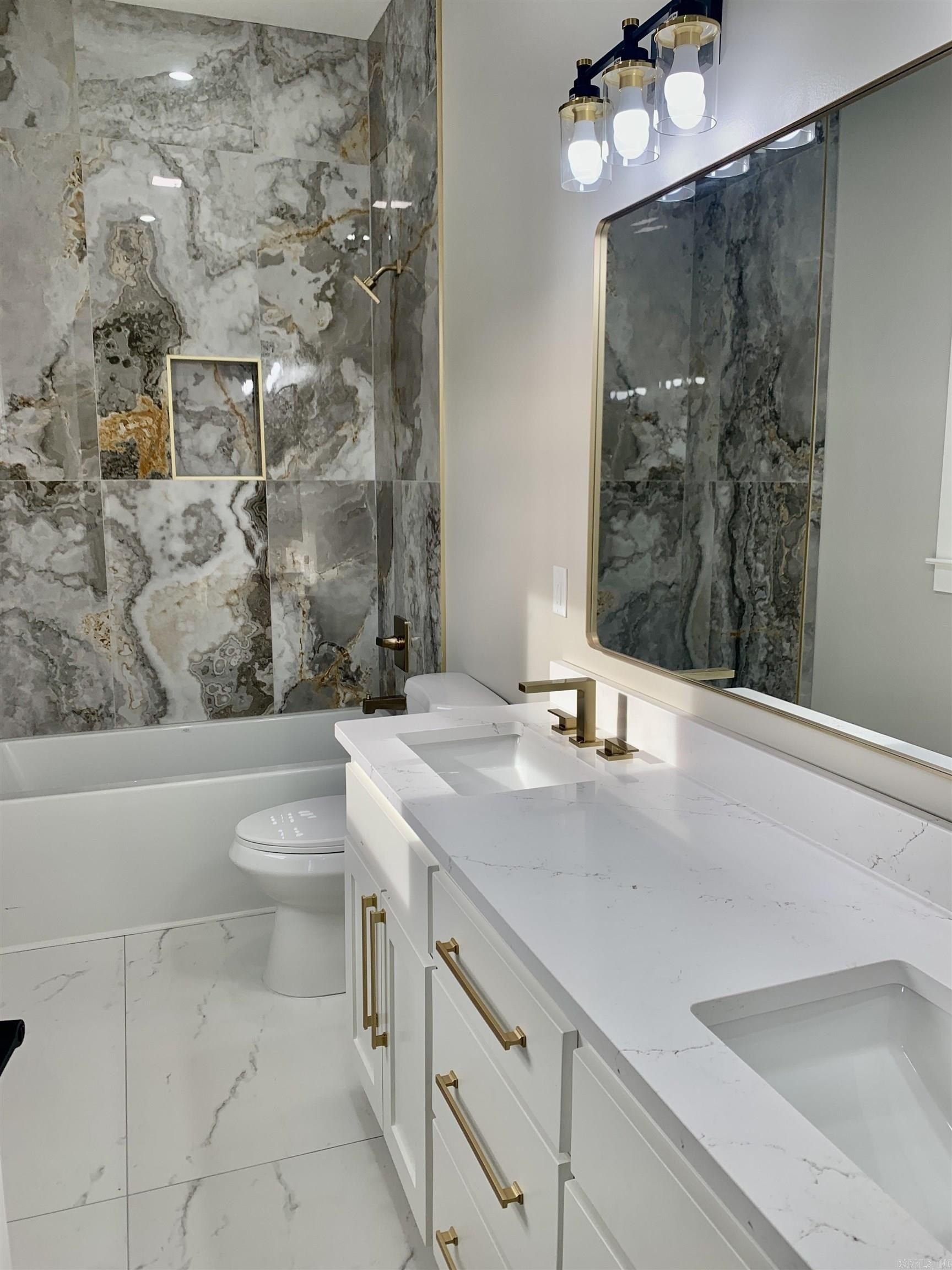 26 Lefever Lane. Little Rock, AR 72227