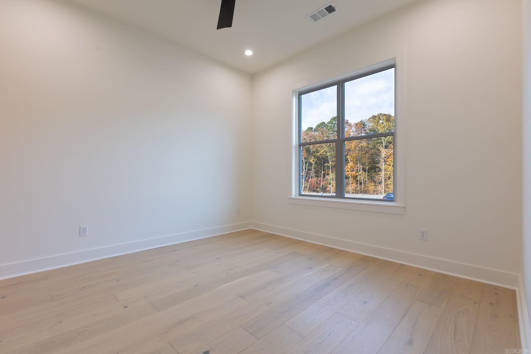 115 Kinley Loop. Little Rock, AR 72223