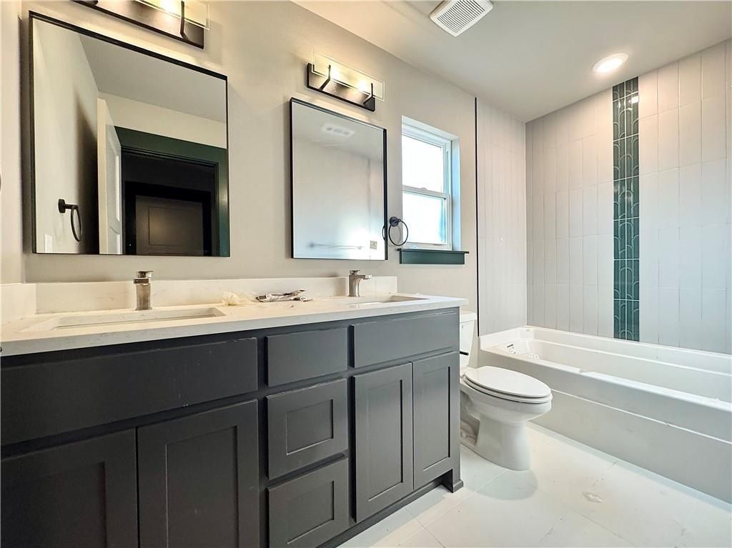 516  E Pearl  St. Rogers, AR 72756