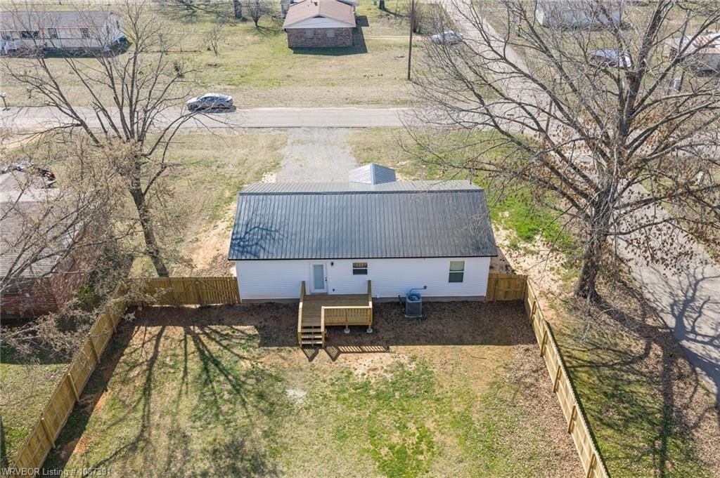 132 W State St. Magazine, AR 72943