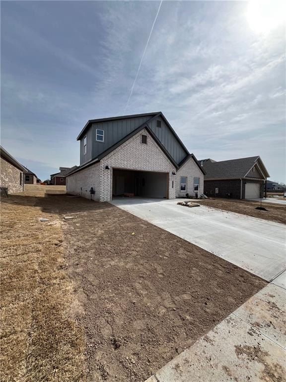 2303 Lexington  St. Siloam Springs, AR 72761