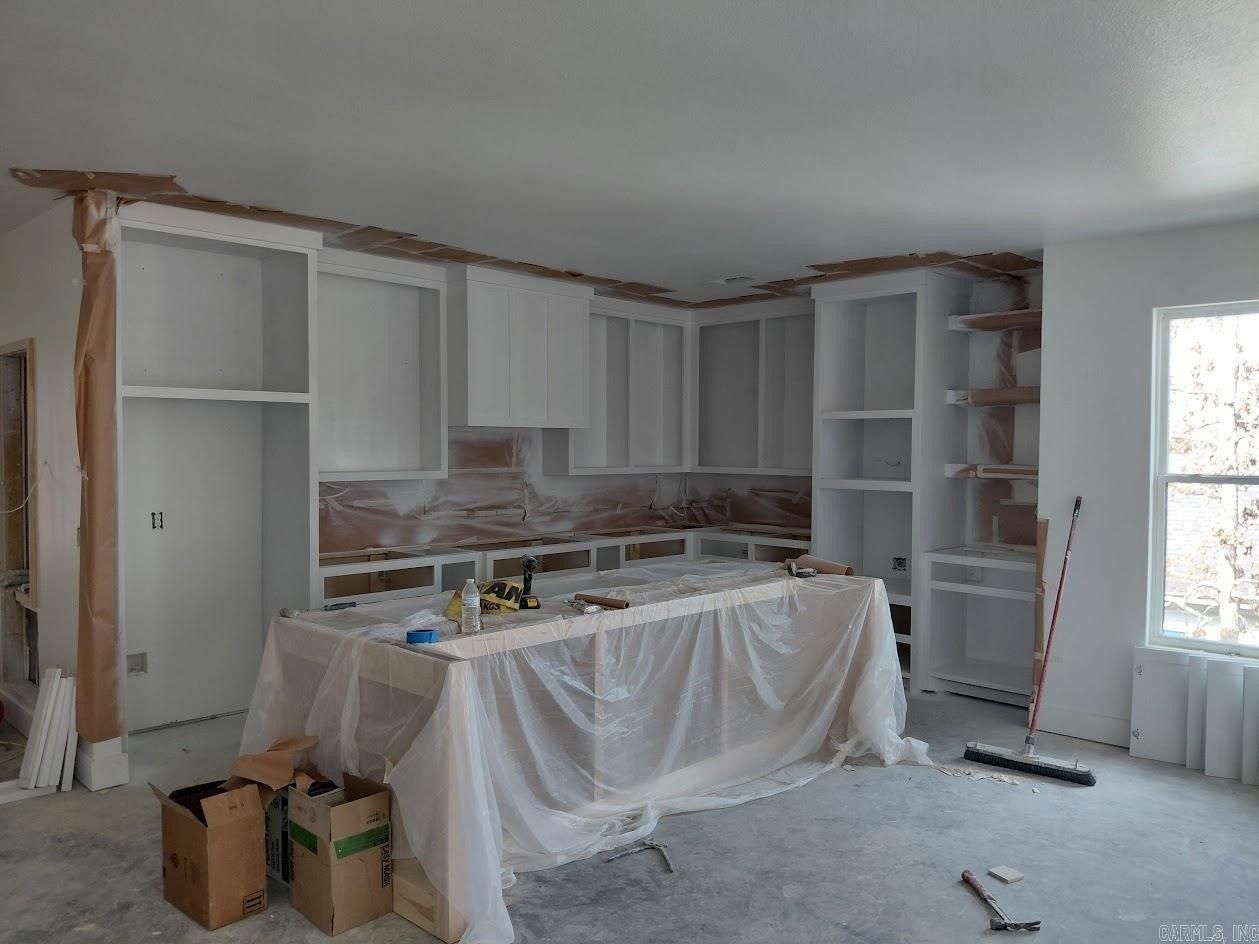 36 Baltanas Way. Hot Springs Village, AR 71909