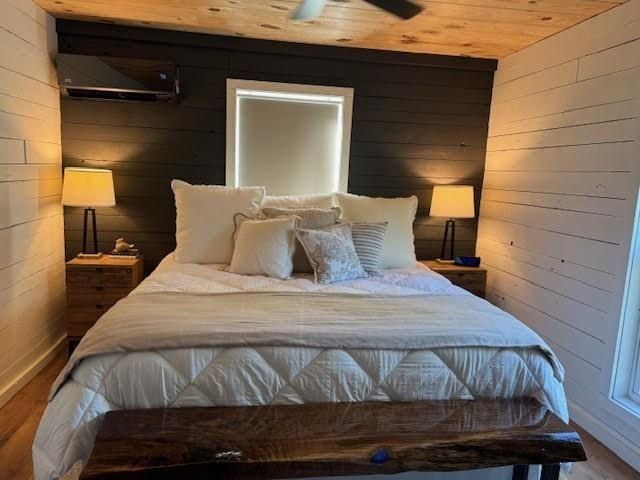 256 Private Road 6152. Pettigrew, AR 72752