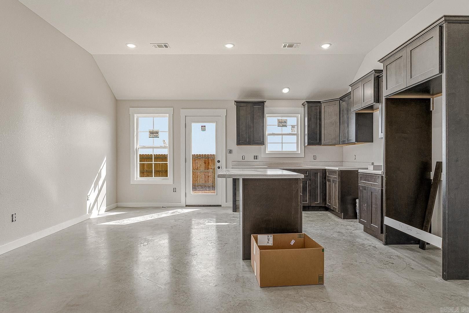 1003 Sixth. Lake City, AR 72437