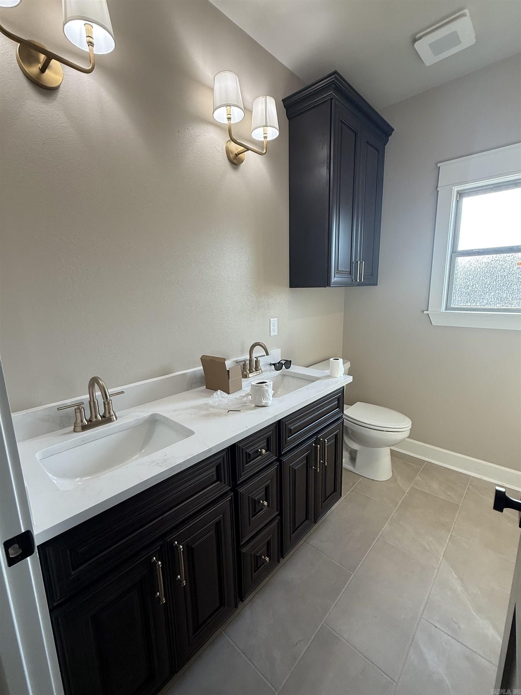 2115 Secretariat Way. Searcy, AR 72143