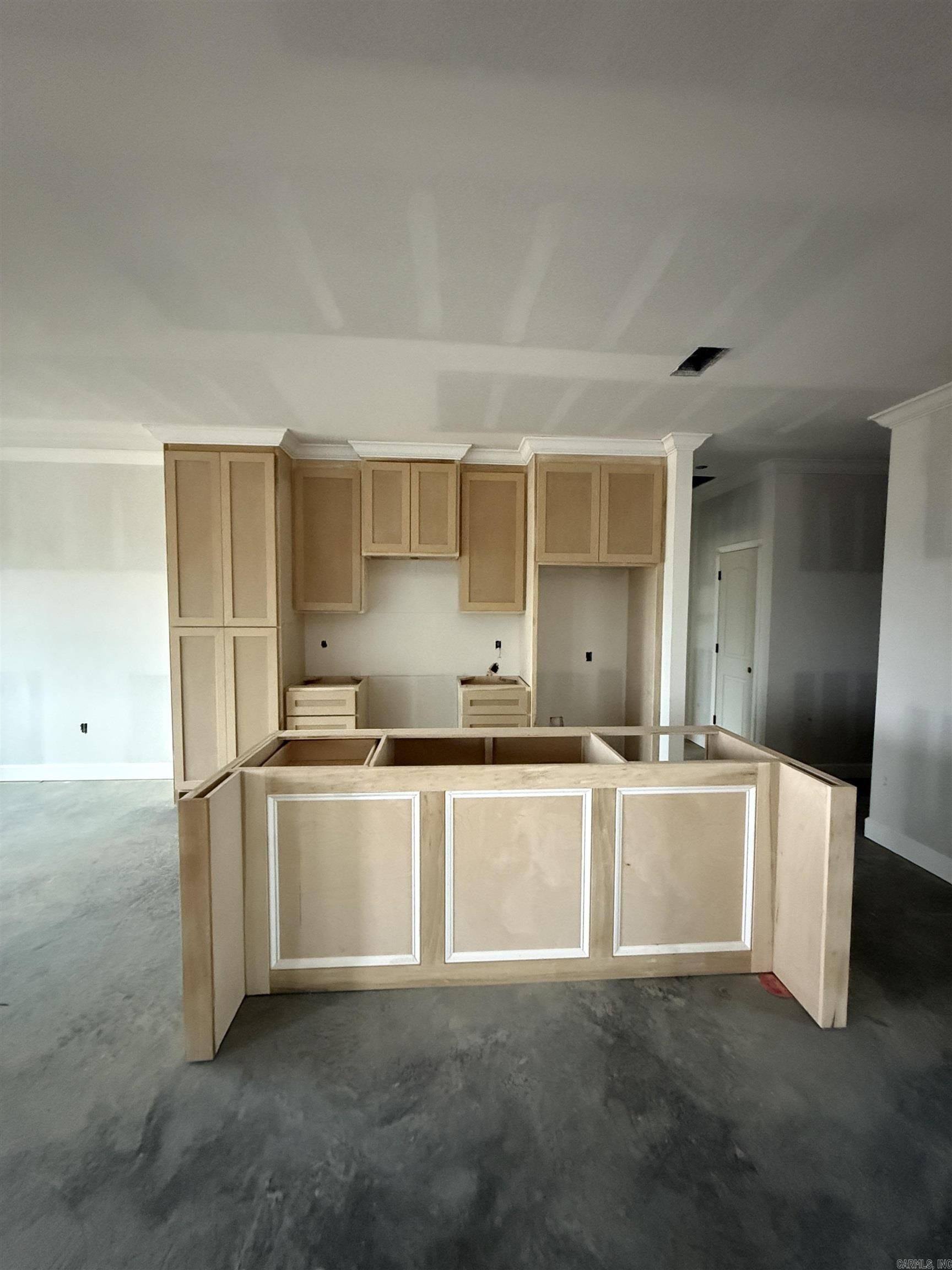 513 Madeleine Circle. Austin, AR 72007