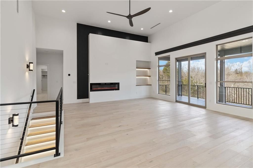 1901 Ne Chaucer Street. Bentonville, AR 72712