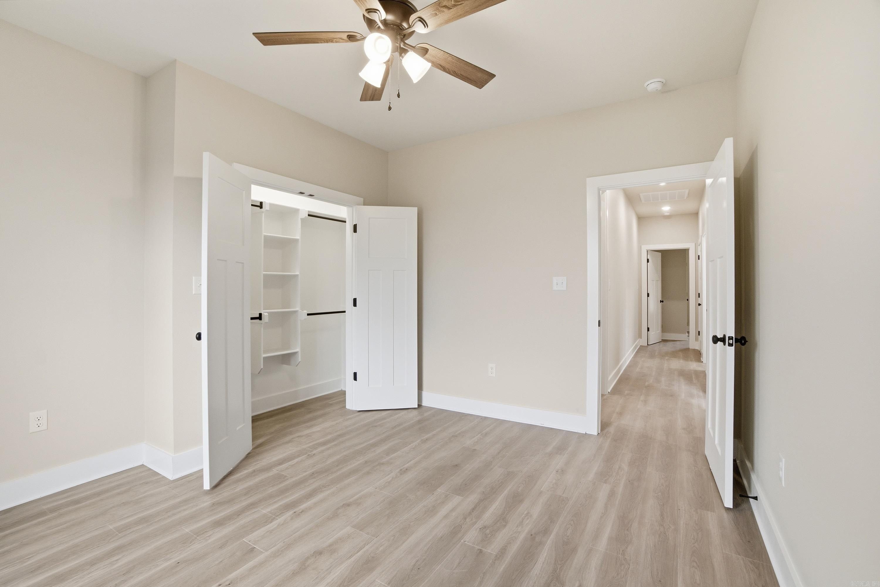 65 Emerald Lane. Greers Ferry, AR 72067