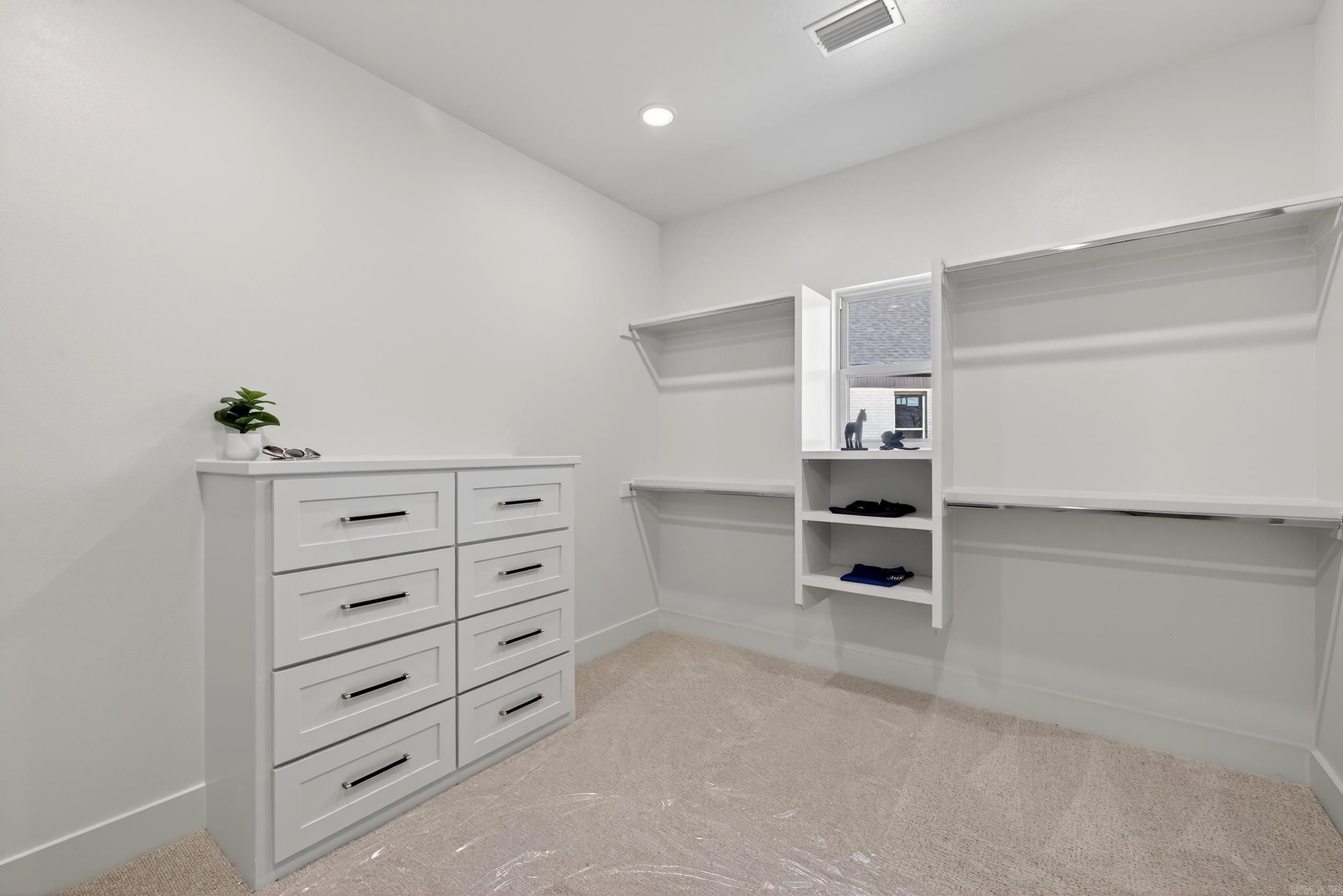 60 Lucia Lane. Maumelle, AR 72113