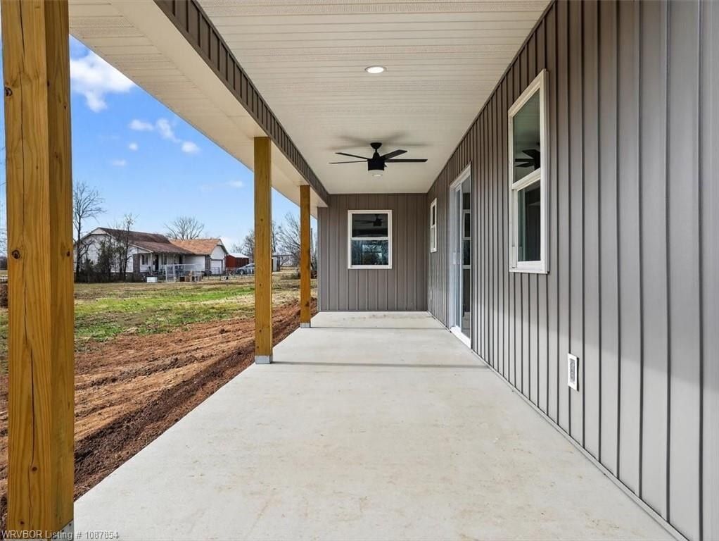 701 Ludlow St. Hartford, AR 72938