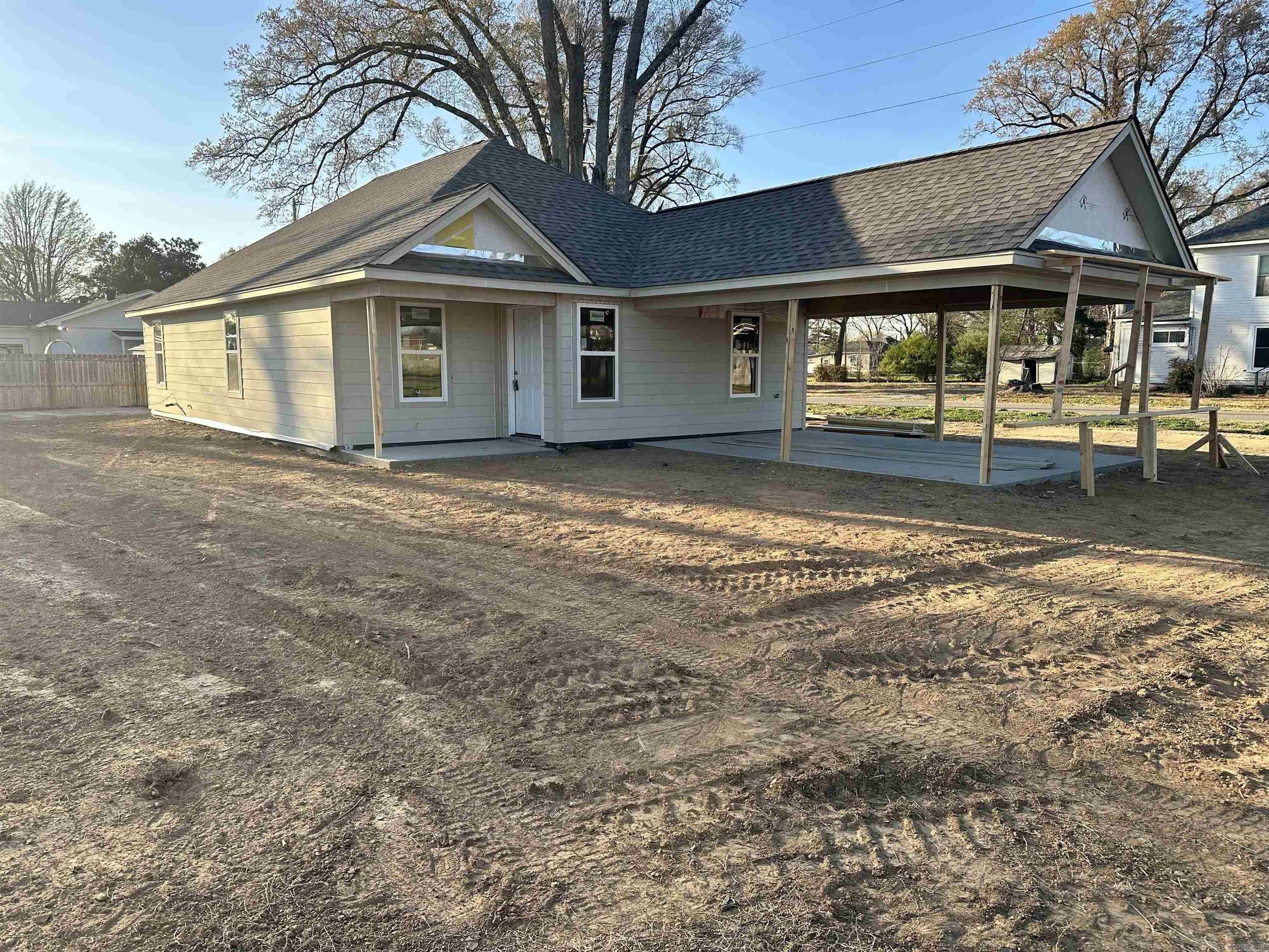 817 N Harrell Street. Wynne, AR 72396