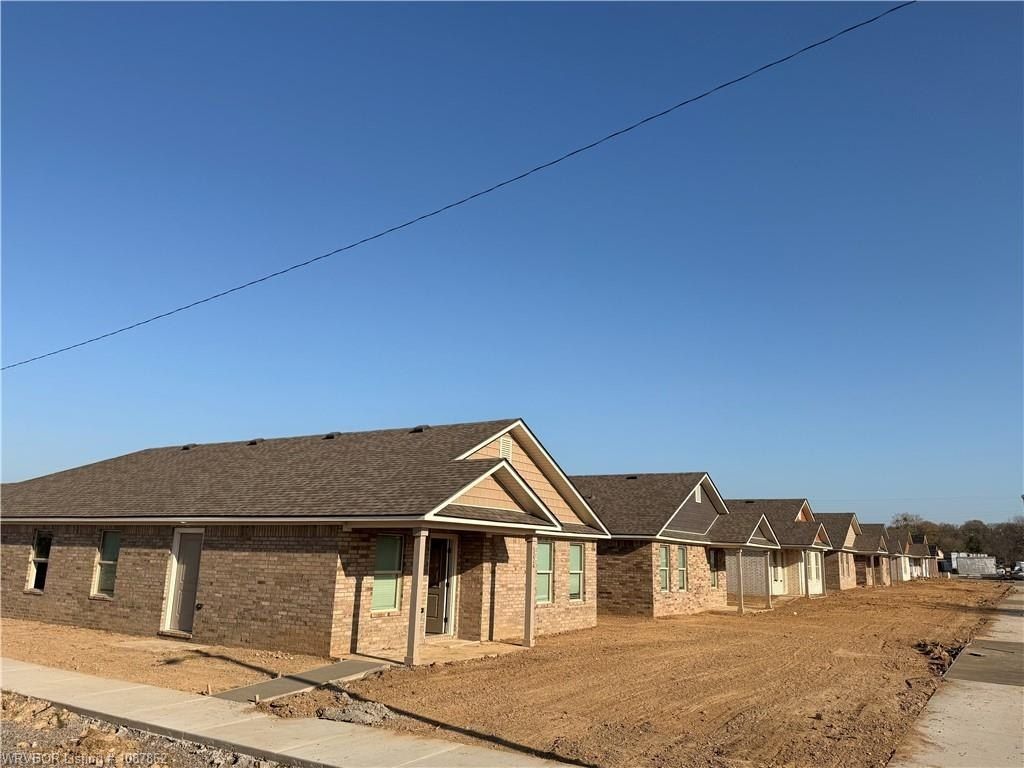 50005224 S 33Rd. Fort Smith, AR 72903