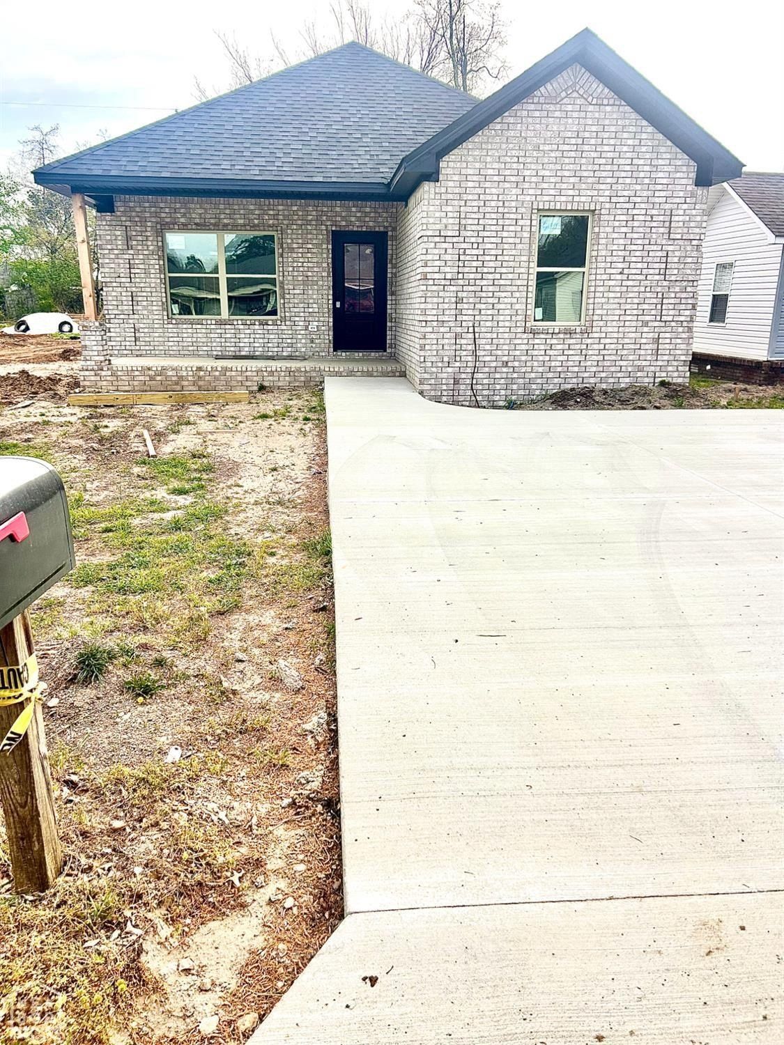 912 B Lange Street. Leachville, AR 72438