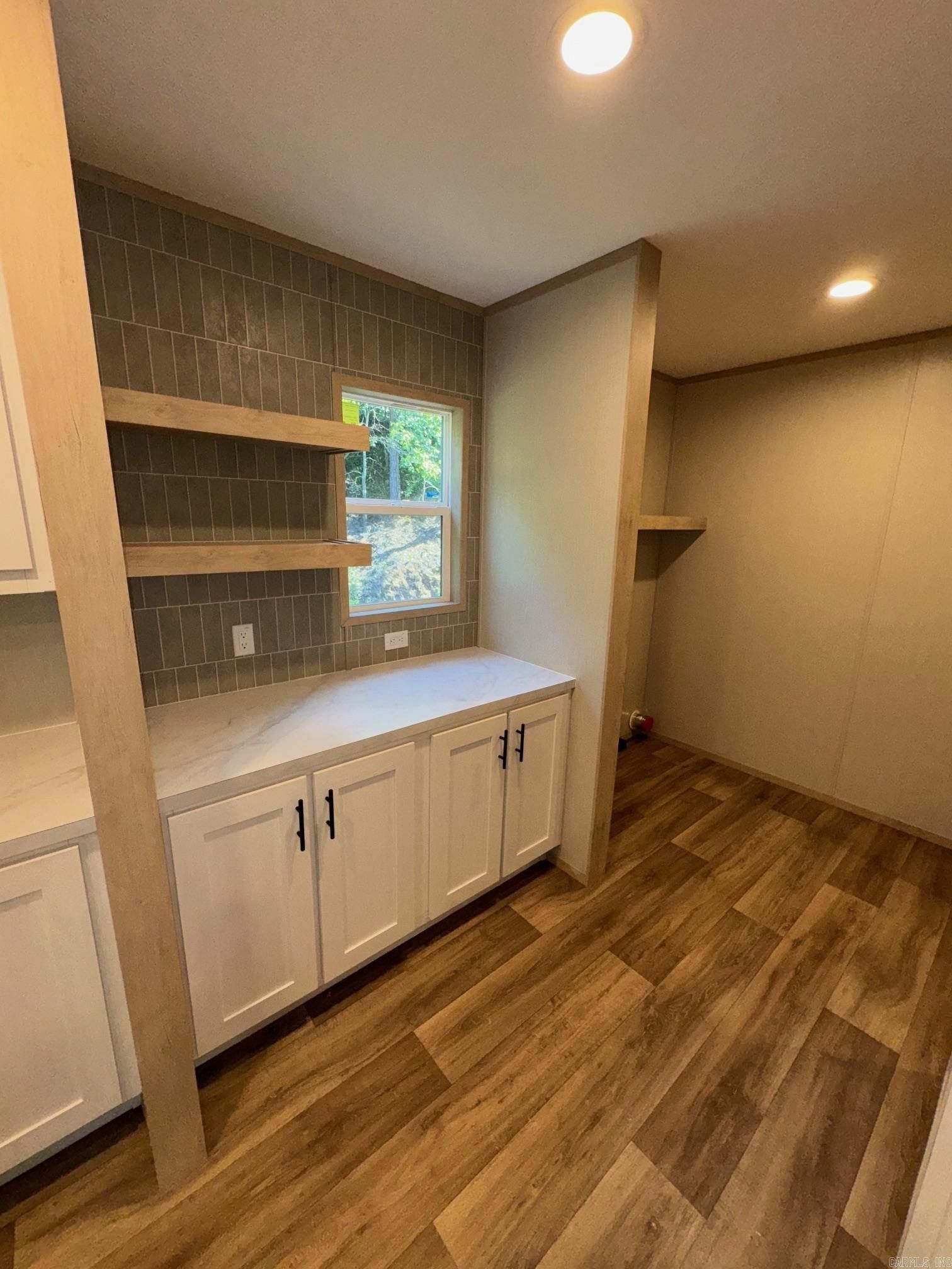 149 Parkshores Circle. Hot Springs, AR 71901