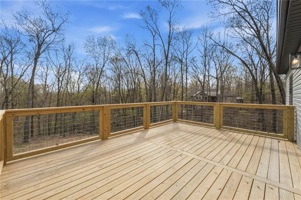 98 Selkirk  Dr. Bella Vista, AR 72715