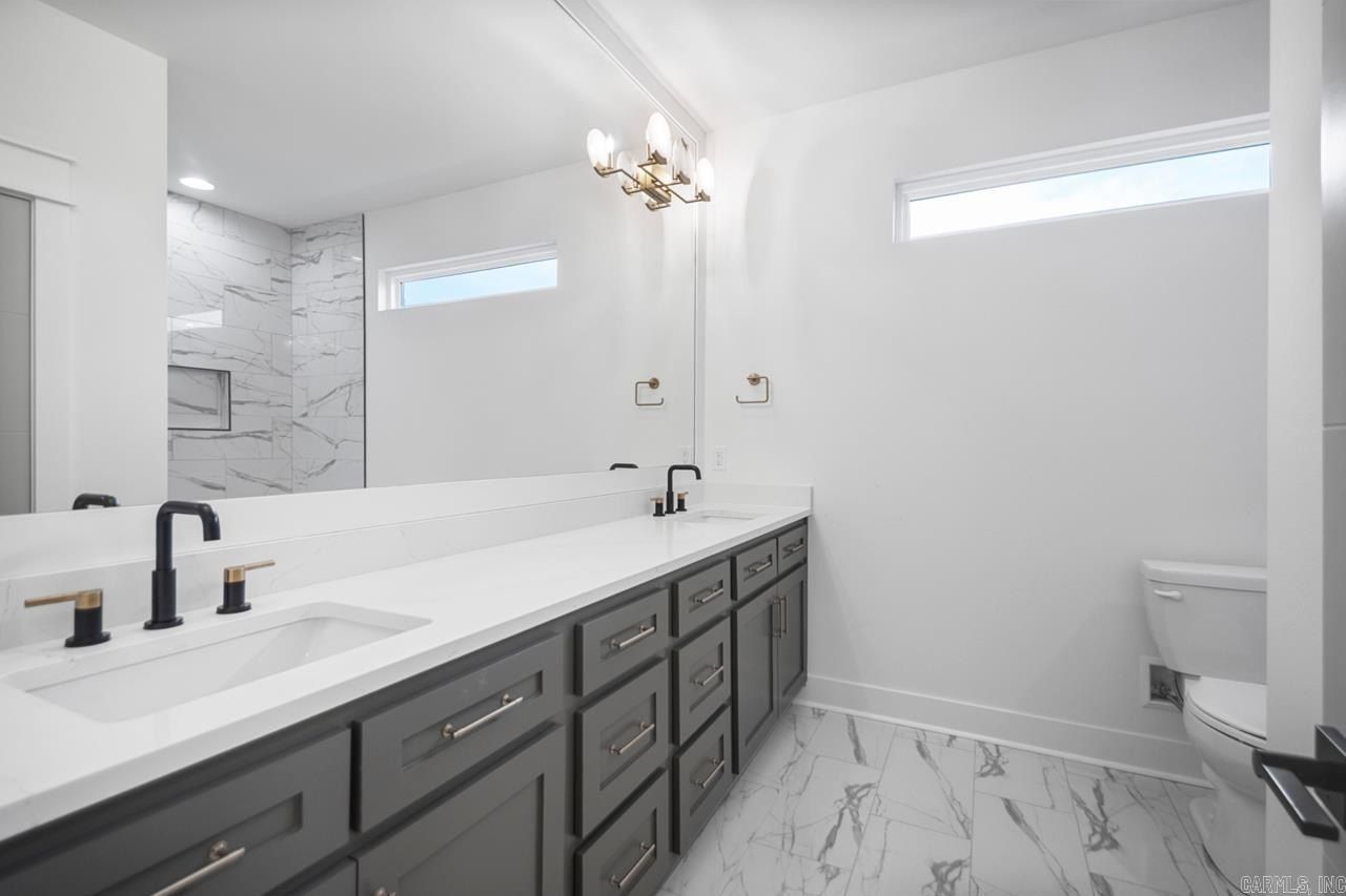 1014 Black Bass. Jacksonville, AR 72076