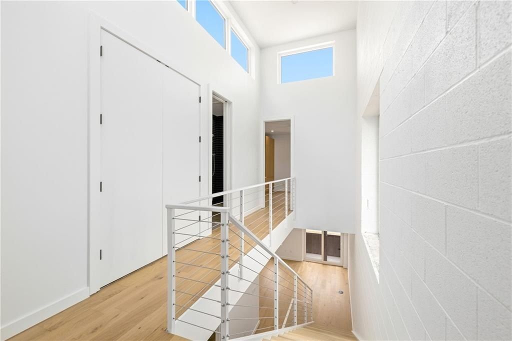 836  Se 8Th  St. Bentonville, AR 72712