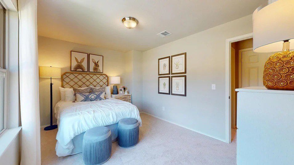 602 Marsol Street. Lowell, AR 72745