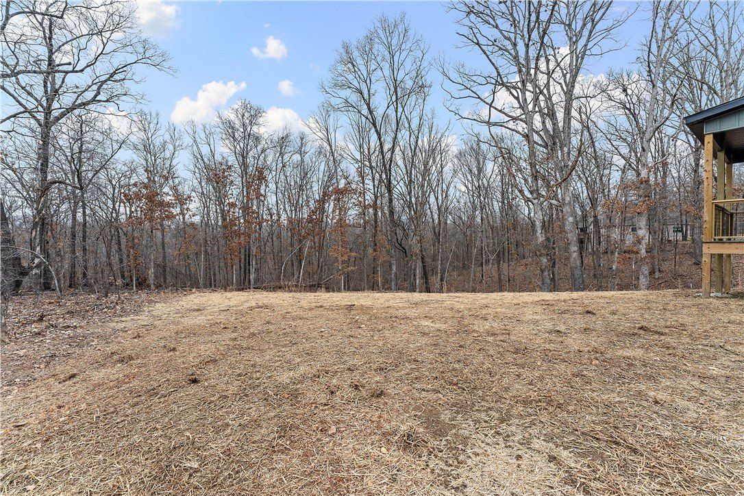 18 Dunstable Drive. Bella Vista, AR 72714