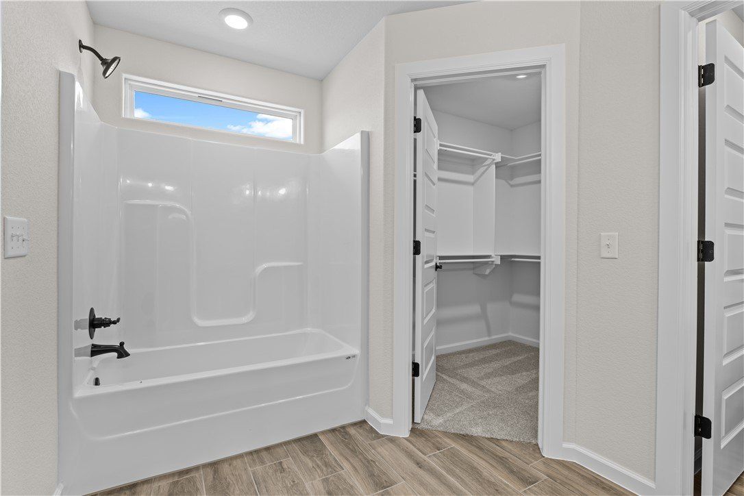 4197 W Barhem Drive. Fayetteville, AR 72704