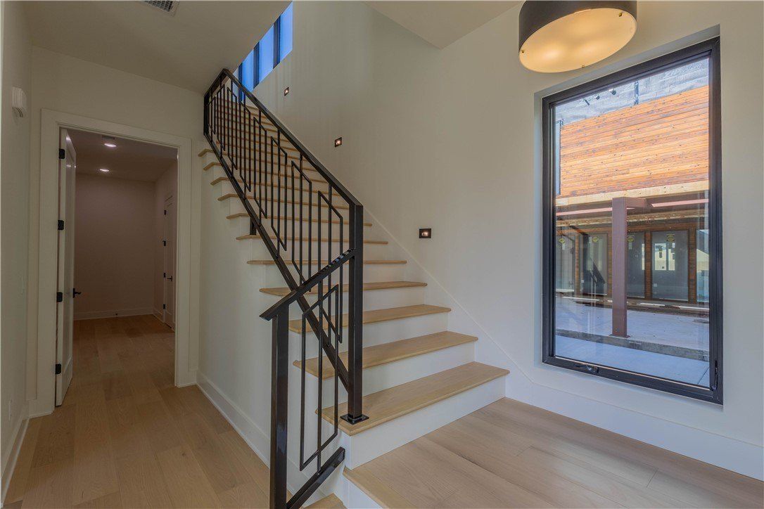 212 Sw Glover Street. Bentonville, AR 72712