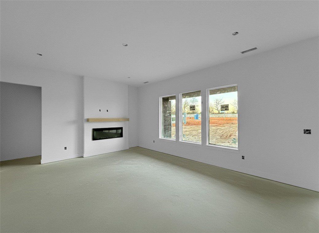 5376 Nicolas Avenue. Springdale, AR 72762