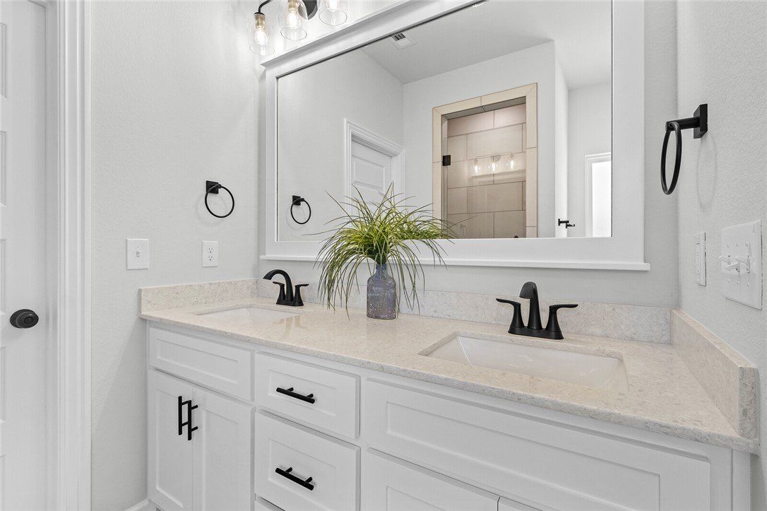 1208 Peel Lane. Pea Ridge, AR 72751