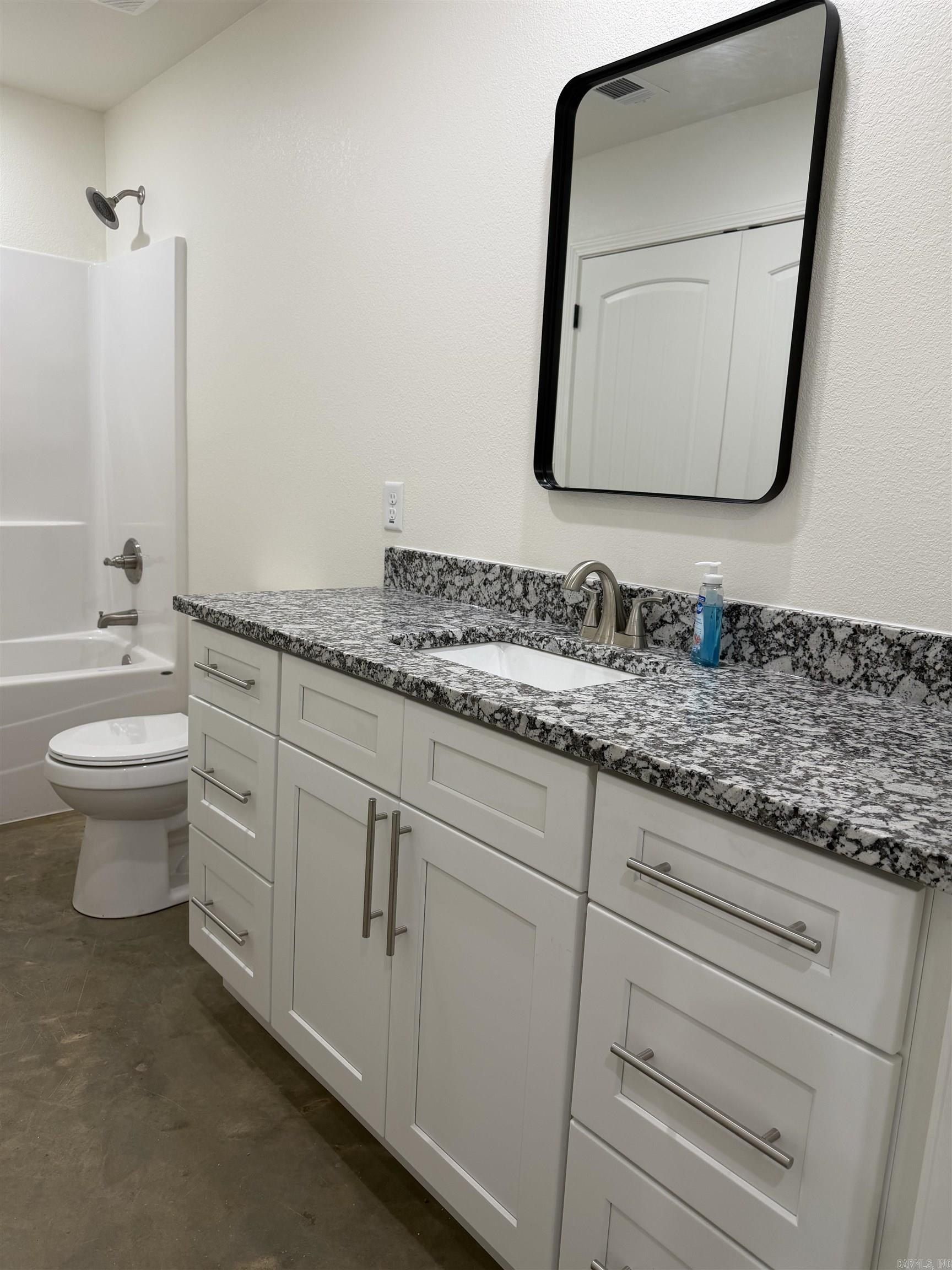 207 W Warner Drive. Marmaduke, AR 72443