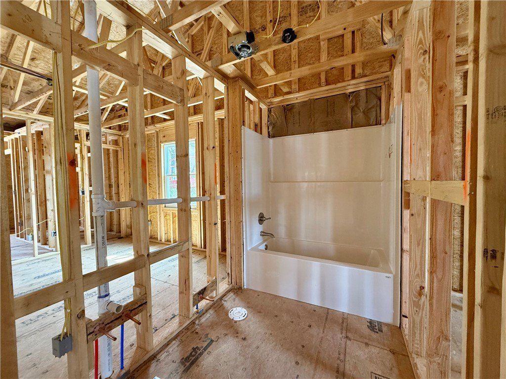 5391 Hugh Widener Lane. Omaha, AR 72662