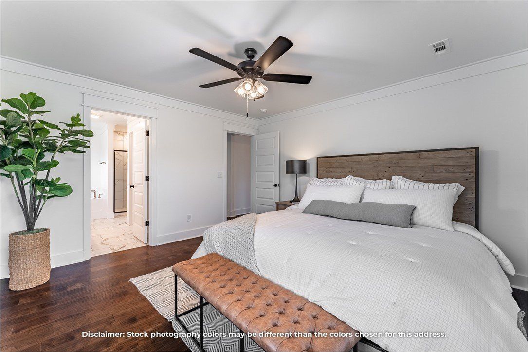 4415 W Cactus Place. Fayetteville, AR 72704