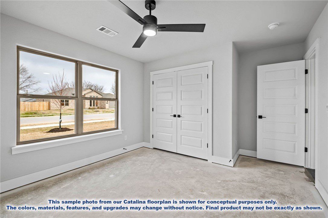 1029 Marquis Avenue. Lowell, AR 72745