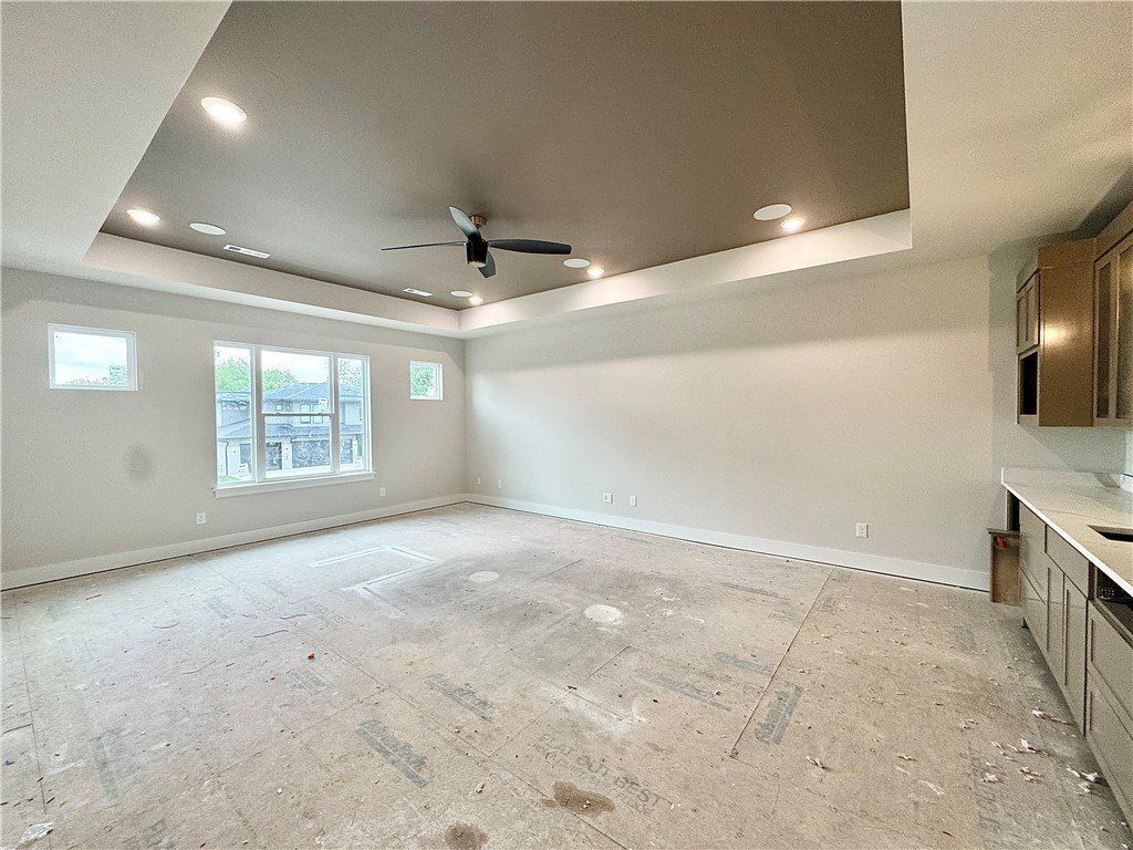 111 Nw Trail Ridge Road. Bentonville, AR 72712